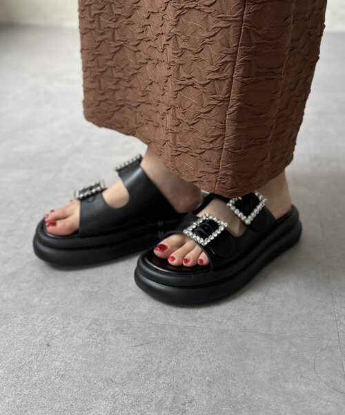 Chez toi（シェトワ）の「ビジューサンダル（サンダル・レディース・ブラック/オフホワイト/シルバー・SMALL/MEDIUM/LARGE）」の12枚目の写真