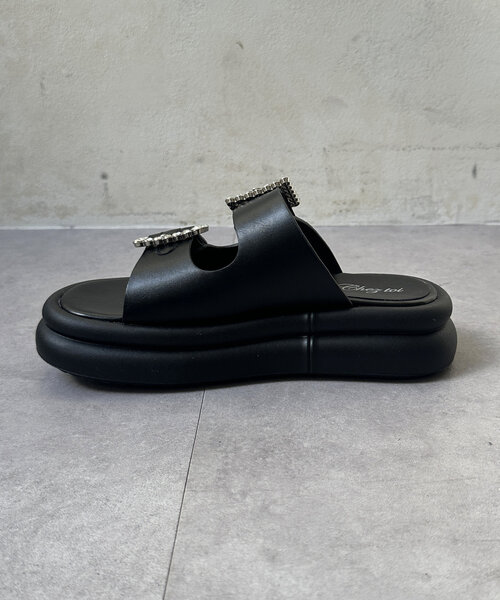Chez toi（シェトワ）の「ビジューサンダル（サンダル・レディース・ブラック/オフホワイト/シルバー・SMALL/MEDIUM/LARGE）」の14枚目の写真