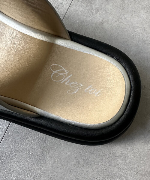 Chez toi（シェトワ）の「ビジューサンダル（サンダル・レディース・ブラック/オフホワイト/シルバー・SMALL/MEDIUM/LARGE）」の22枚目の写真