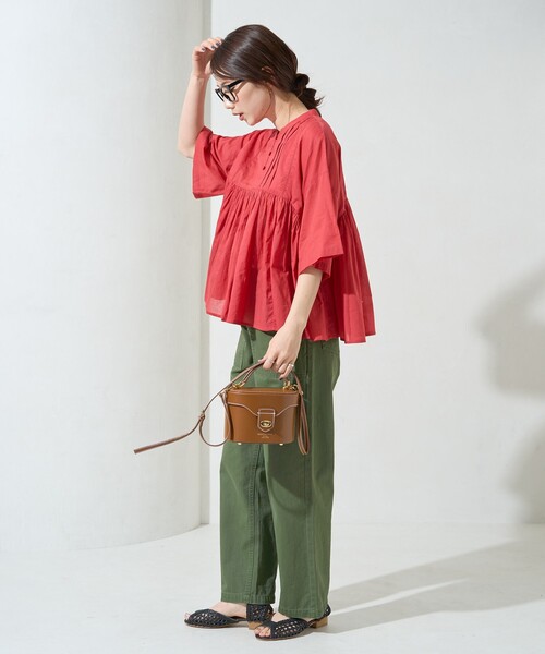 FREAK'S STORE（フリークスストア）の「限定展開　インド タック 切り替え フレア ブラウス（シャツ/ブラウス・レディース・ブラック/レッド/オフホワイト/モカ/イエロー/ネイビー・ﾌﾘ-）」の15枚目の写真