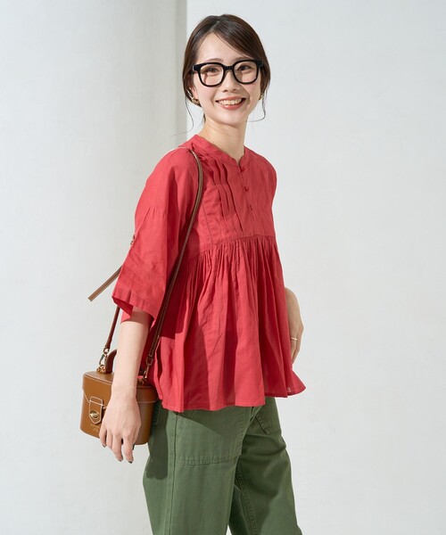 FREAK'S STORE（フリークスストア）の「限定展開　インド タック 切り替え フレア ブラウス（シャツ/ブラウス・レディース・ブラック/レッド/オフホワイト/モカ/イエロー/ネイビー・ﾌﾘ-）」の19枚目の写真