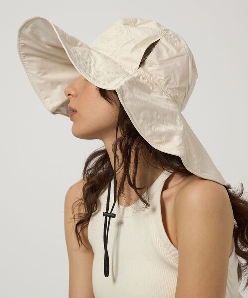 green label relaxing(グリーンレーベルリラクシング)の「<Wpc.>UVO / ハット / HAT(ハット・レディース・ベージュ/ブラック・FREE)」の2枚目の写真