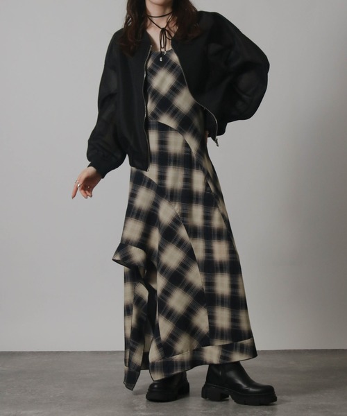 Social GIRL（ソーシャルガール）の「ダンボールシアーMA-1ブルゾン（MA-1・レディース・ホワイト/ブラック/カーキ/モカ・M）」の18枚目の写真