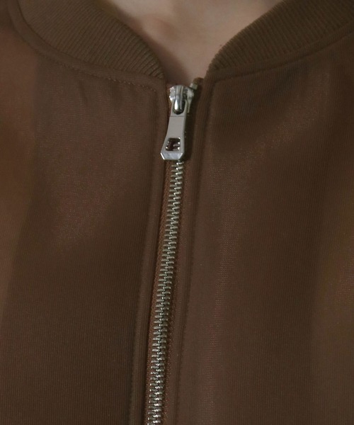 Social GIRL（ソーシャルガール）の「ダンボールシアーMA-1ブルゾン（MA-1・レディース・ホワイト/ブラック/カーキ/モカ・M）」の10枚目の写真