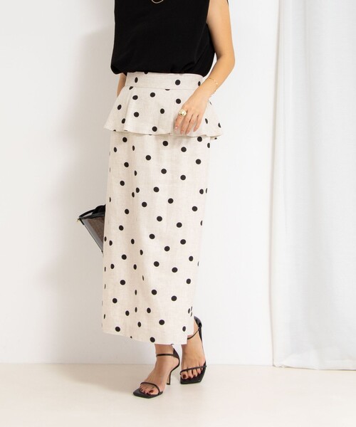 NOLLEY’S（ノーリーズ）の「ドットプリントタイトミディスカート（スカート・レディース・ブラック系その他3/ベージュ系その他3・36/38）」の7枚目の写真