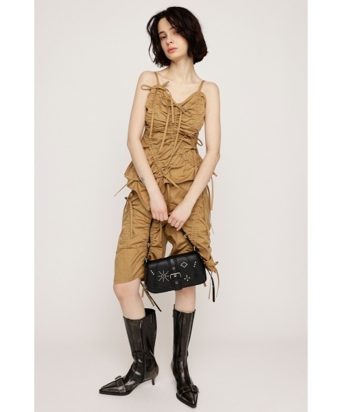 SLY（スライ）の「DRAWSTRING CAMI TOPS ドローストリング キャミ トップス 夏服（キャミソール・レディース・ベージュ/ブラック・FREE）」の8枚目の写真