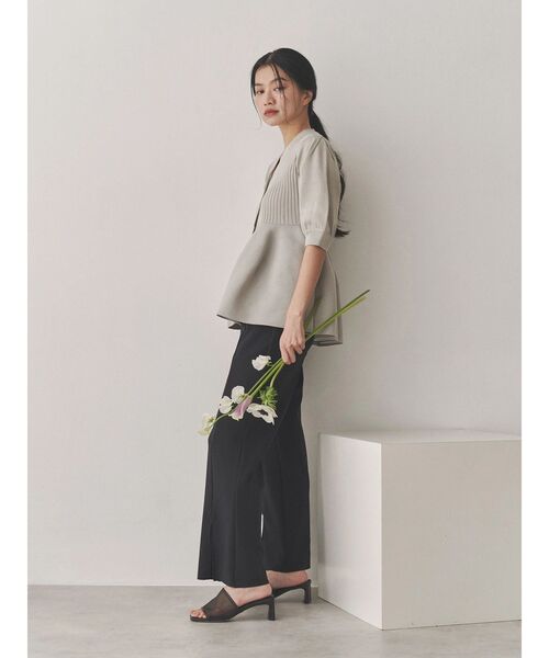 TONAL（トーナル）の「ペプラムリブニットカーディガン（カーディガン/ボレロ・レディース・ブルー/グレー/オフホワイト・MEDIUM）」の6枚目の写真