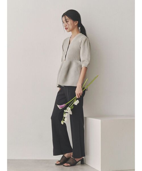 TONAL（トーナル）の「ペプラムリブニットカーディガン（カーディガン/ボレロ・レディース・ブルー/グレー/オフホワイト・MEDIUM）」の7枚目の写真