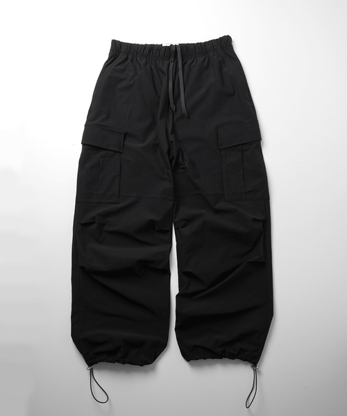 Confirm（コンファーム）の「ビッグポケット 裾ドロスト ワイドシルエット ポリメッシュカーゴパンツ（カーゴパンツ・メンズ・チャコールグレー/ブラック・L/M）」の10枚目の写真