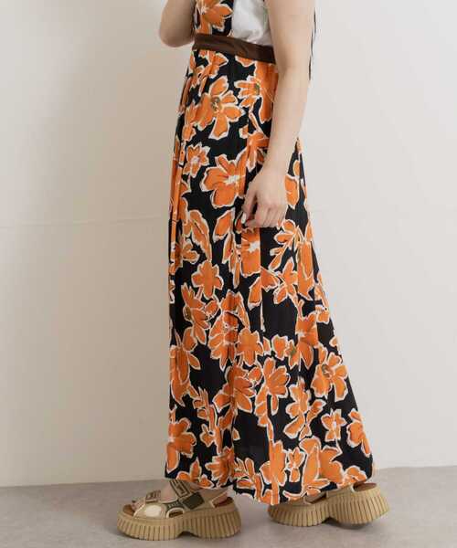 THE GOODLAND MARKET(ザグッドランドマーケット)の「cwtch DRAWSTRING FLOWER DRESS(ワンピース・レディース・イエロー/ブラック・FREE)」の3枚目の写真