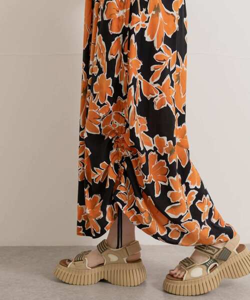 THE GOODLAND MARKET(ザグッドランドマーケット)の「cwtch DRAWSTRING FLOWER DRESS(ワンピース・レディース・イエロー/ブラック・FREE)」の7枚目の写真