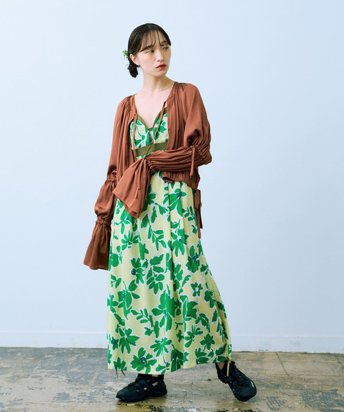 THE GOODLAND MARKET(ザグッドランドマーケット)の「cwtch DRAWSTRING FLOWER DRESS(ワンピース・レディース・イエロー/ブラック・FREE)」の13枚目の写真