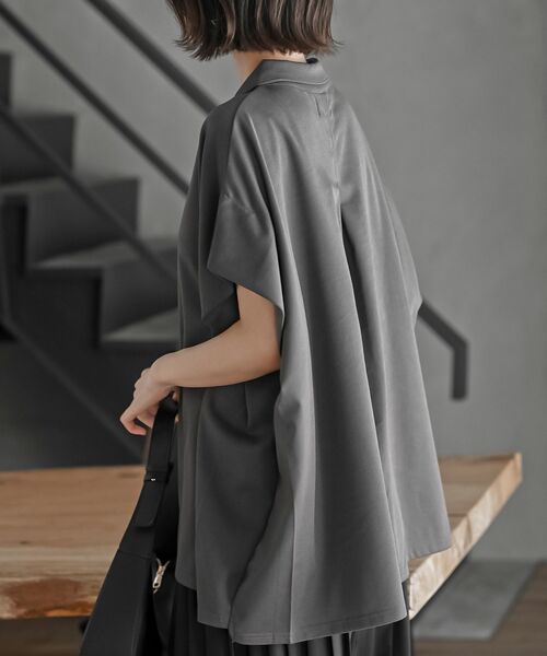 rps（アールピーエス）の「ペアスキンワイドブラウス（シャツ/ブラウス・レディース・チャコールグレー/ライトグレー/ブラック・フリー）」の7枚目の写真