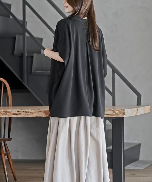 rps（アールピーエス）の「ペアスキンワイドブラウス（シャツ/ブラウス・レディース・チャコールグレー/ライトグレー/ブラック・フリー）」の11枚目の写真