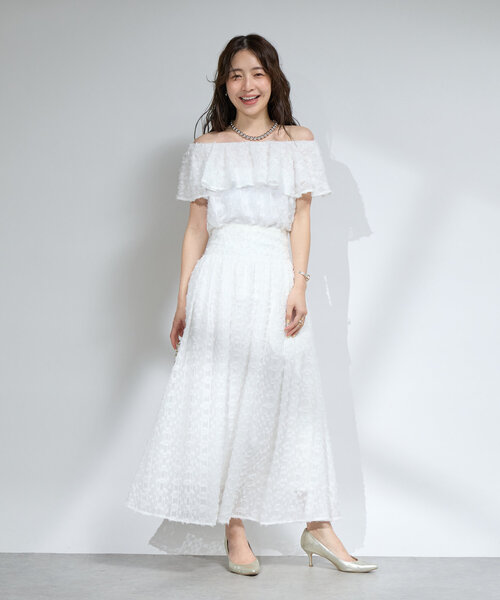 La boutique BonBon（ラブティックボンボン）の「【セットアップ可・最強愛され】カットジャガードフリルカラーブラウス（シャツ/ブラウス・レディース・ホワイト/ブラック・FREE）」の6枚目の写真