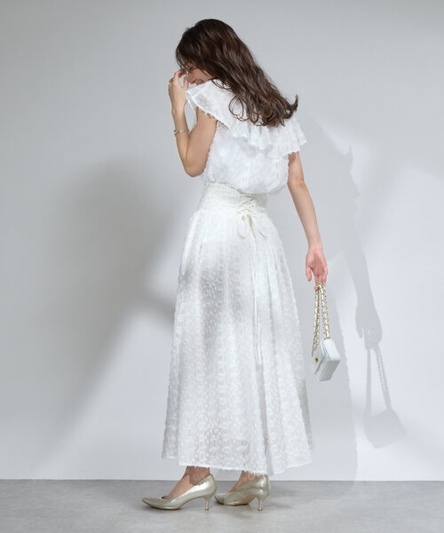 La boutique BonBon（ラブティックボンボン）の「【セットアップ可・最強愛され】カットジャガードフリルカラーブラウス（シャツ/ブラウス・レディース・ホワイト/ブラック・FREE）」の11枚目の写真