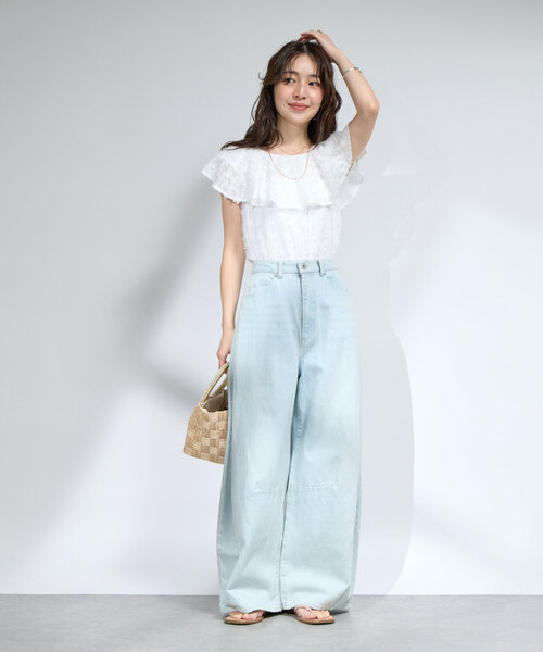 ラブティックボンボン　カットジャガードフリルカラーブラウス　新品　オフショル La boutique BonBon（ラブティックボンボン）の「【セットアップ