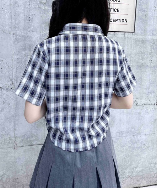 INGNI(イング)の「フロントジップチェック柄ドロスト半袖シャツ(シャツ/ブラウス・レディース・ホワイト系その他2/ネイビー系1・M)」の17枚目の写真