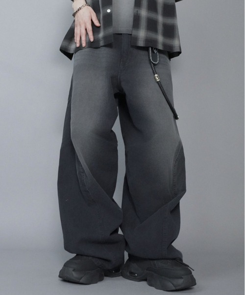 SPINNS(スピンズ)の「カラーバギーパンツ/バレルシルエット(その他パンツ・メンズ・ブラック/ピンク/サックスブルー・L/M)」の19枚目の写真