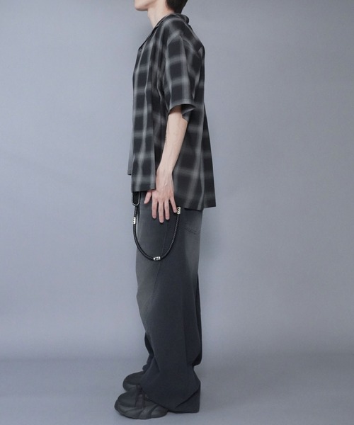 SPINNS(スピンズ)の「カラーバギーパンツ/バレルシルエット(その他パンツ・メンズ・ブラック/ピンク/サックスブルー・L/M)」の7枚目の写真