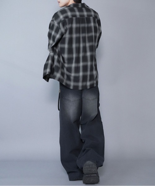 SPINNS(スピンズ)の「カラーバギーパンツ/バレルシルエット(その他パンツ・メンズ・ブラック/ピンク/サックスブルー・L/M)」の6枚目の写真