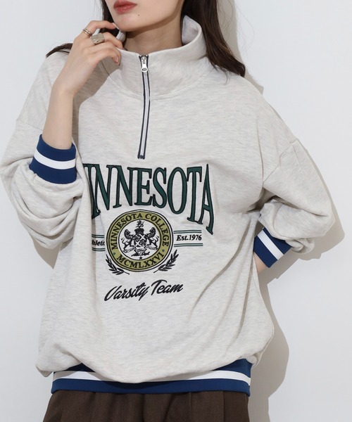 spiritoso(スピリトーゾ)の「spiritoso MINNESOTAハーフジップビッグスウェットトレーナー(スウェット・レディース・スミクロ/レッド/アッシュ・F)」の3枚目の写真