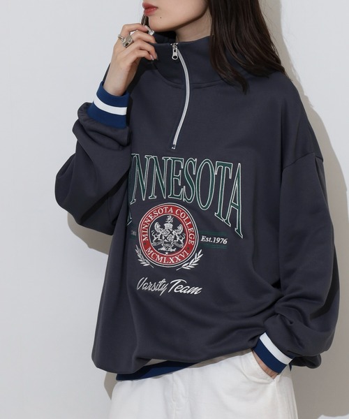 spiritoso(スピリトーゾ)の「spiritoso MINNESOTAハーフジップビッグスウェットトレーナー(スウェット・レディース・スミクロ/レッド/アッシュ・F)」の11枚目の写真