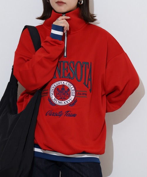 spiritoso(スピリトーゾ)の「spiritoso MINNESOTAハーフジップビッグスウェットトレーナー(スウェット・レディース・スミクロ/レッド/アッシュ・F)」の20枚目の写真