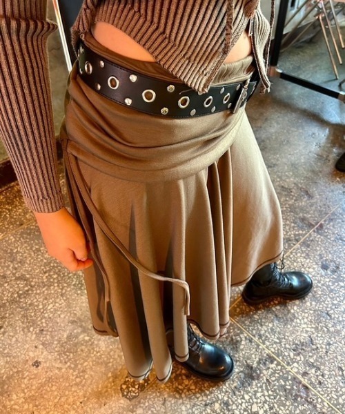 ipugo(イプゴ)の「ipugo/イプゴ 2WAYアシンメトリー スカート ワンピース(スカート・レディース・チャコール/ブラウン・FREE)」の6枚目の写真