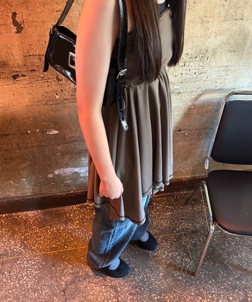 ipugo(イプゴ)の「ipugo/イプゴ 2WAYアシンメトリー スカート ワンピース(スカート・レディース・チャコール/ブラウン・FREE)」の4枚目の写真