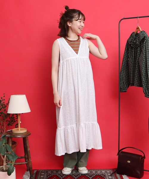 Dot＆Stripes CHILD WOMAN（ドットアンドストライプス　チャイルドウーマン）の「☆からみジャカード ノースリーブワンピース（ワンピース・レディース・ホワイト/レッド・FREE）」の2枚目の写真