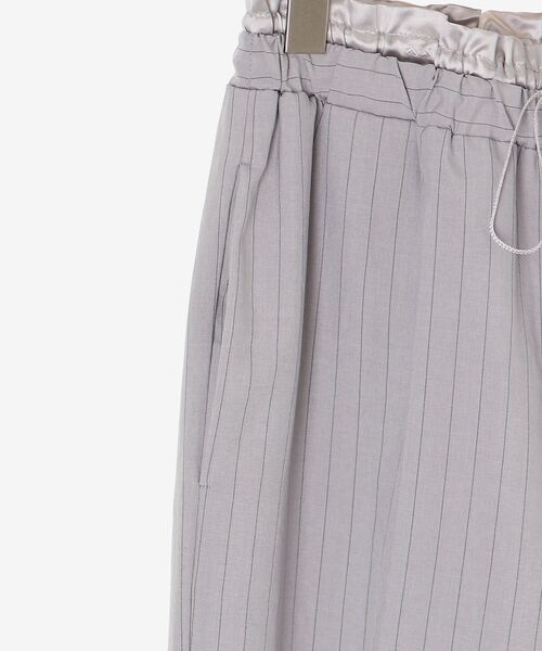 le.coeur blanc（ルクールブラン）の「タンブラーブッチャーイージーパンツ（その他パンツ・レディース・チャコールグレー/イエロー/グレー系その他2/ライトグレー・36/38）」の19枚目の写真