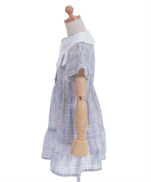 axes femme(アクシーズファム)の「うさぎ襟サマーチェックワンピース(ワンピース・キッズ・サックスブルー/ネイビー・MEDIUM/LARGE/X-LARGE)」の5枚目の写真