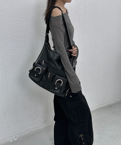 LA VORAGINE(ラ ヴォラジネ)の「多機能トートバッグ(ショルダー/リュック)(ショルダーバッグ・レディース・ブラック/ホワイト/シルバー/ブラウン・FREE)」の15枚目の写真