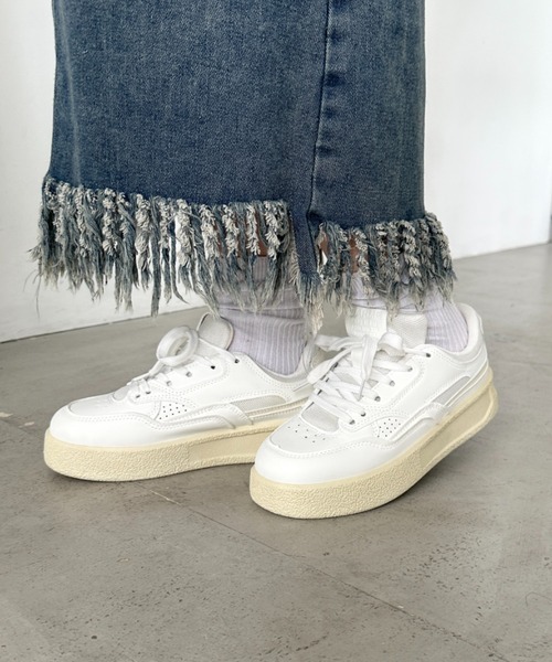 CLEA(クレア)の「厚底ラインローカットスニーカー(スニーカー・レディース・ネイビー/ホワイト・23.5cm/24.5cm)」の19枚目の写真