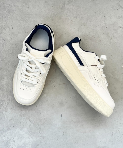 CLEA(クレア)の「厚底ラインローカットスニーカー(スニーカー・レディース・ネイビー/ホワイト・23.5cm/24.5cm)」の16枚目の写真