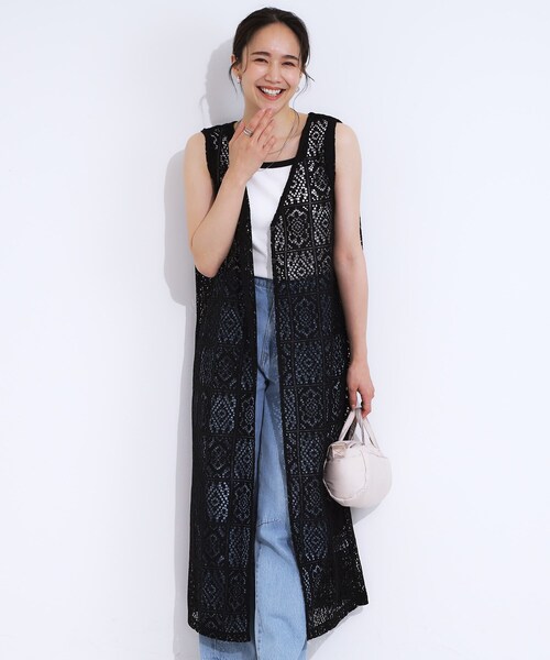 SHOO・LA・RUE（シューラルー）の「【S-LL】羽織るだけでサマ見え レース風の柄が華やかなロングジレ（ベスト・レディース・アイボリー/ブラック・01/02/03/04）」の6枚目の写真