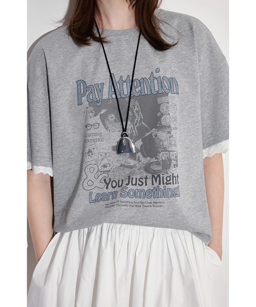 Fano Studios（ファノ ストゥディオズ）の「グラフィックプリント レースカフ  Tシャツ FX25S366【Fano Studios】（Tシャツ/カットソー・レディース・グレー・L/M/S）」の2枚目の写真