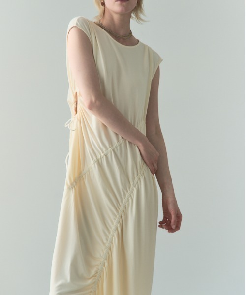 Muel Chic(ミュエルシック)の「Arbon onepiece アーボンワンピース(ワンピース・レディース・ブラック/オレンジ/ホワイト・MEDIUM/SMALL)」の14枚目の写真