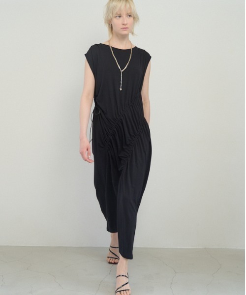 Muel Chic(ミュエルシック)の「Arbon onepiece アーボンワンピース(ワンピース・レディース・ブラック/オレンジ/ホワイト・MEDIUM/SMALL)」の5枚目の写真
