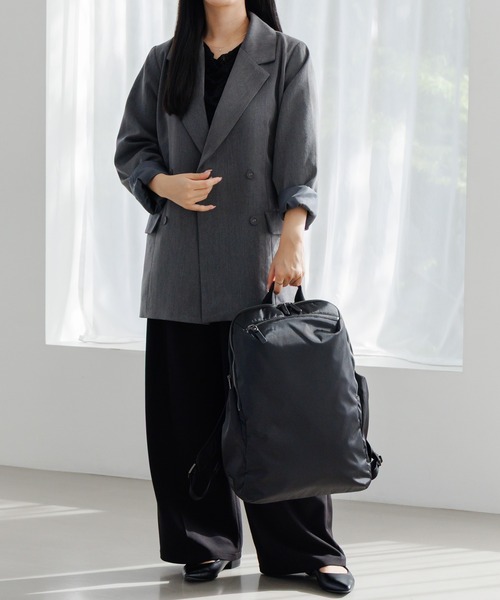 ルフィラ B4サイズ収納 15.6インチPC収納 18L 520g 軽量 ボトル