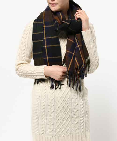 one after another NICE CLAUP（ワンアフターアナザーナイスクラップ）の「【mer1月号掲載 ナイスクラップ】チェック柄ストール（ストール/ショール・レディース・グレー/レッド/ネイビー・FREE）」の6枚目の写真