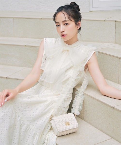 SWINGLE（スウィングル）の「アイレットレース×チュールボウタイワンピース（ワンピース・レディース・オフホワイト/イエロー/ネイビー・FREE）」の11枚目の写真