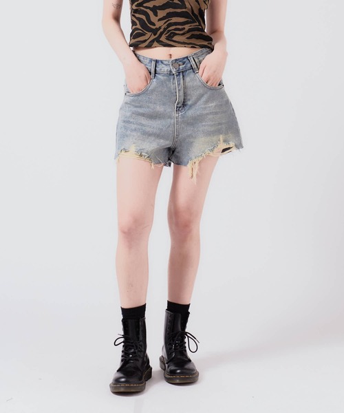 Chick(チック)の「Cotton Damaged Shorts / コットン ダメージ加工ショートパンツ(デニムパンツ・レディース・ブラック/ブルー・M/S)」の22枚目の写真