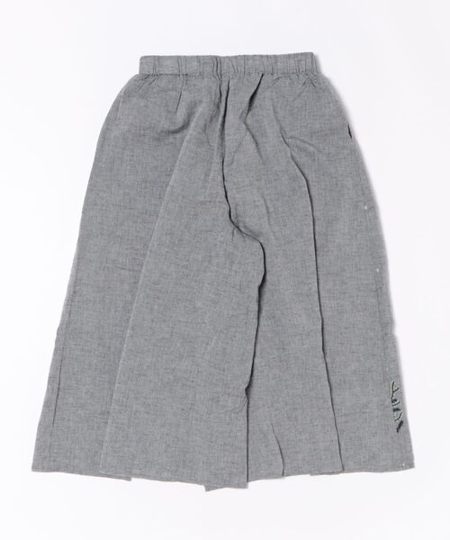 SUPER HAKKA（スーパーハッカ）の「先染めシャンブレー　ミモザ＆ドット刺繍ギャザーフレアパンツ（裏地付き）（その他パンツ・レディース・グリーン/ネイビー・FREE）」の10枚目の写真