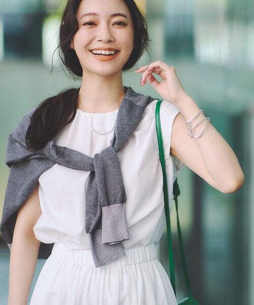 Clear‑earth материал / UV — эластичный аэрли‑такт блаус (Air‑tack blouse)