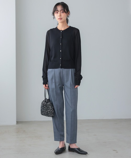 itto...(イット)の「【UVカット&接触冷感】リネンタッチシアーニットカーディガン(カーディガン/ボレロ・レディース・ネイビー/レッド/ブラック/グレー/オフホワイト・M)」の20枚目の写真