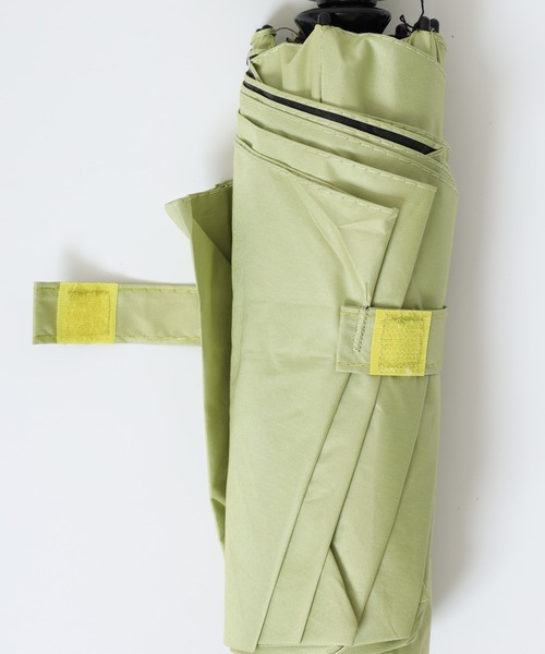 FUNALIVE（ファンアライブ）の「ワンプッシュ開閉 完全遮光 カラビナハンドル 折り畳み傘 日傘 /ユニセックス 晴雨兼用 UVカット 軽量 コンパクト（折りたたみ傘・メンズ・グレー/ライトブルー/ライトグリーン/クリーム/ブラック・F）」の17枚目の写真