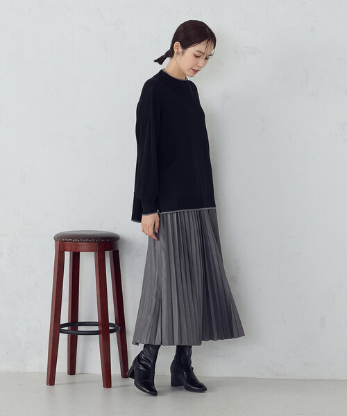 COMME CA ISM（コムサイズム）の「エンボス加工プリーツスカート（スカート・レディース・チャコール/グレイッシュベージュ/モカ・LARGE/MEDIUM/SMALL）」の6枚目の写真