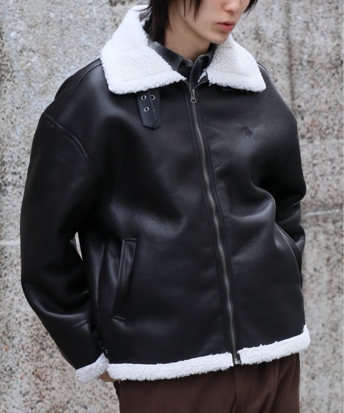 U.S. POLO ASSN.(ユーエスポロアッスン)の「【U.S. POLO ASSN./ユーエスポロアッスン】 B3 ムートン ジャケット(ブルゾン・メンズ・ブラック/ブラウン・S/M/XL/L)」の4枚目の写真